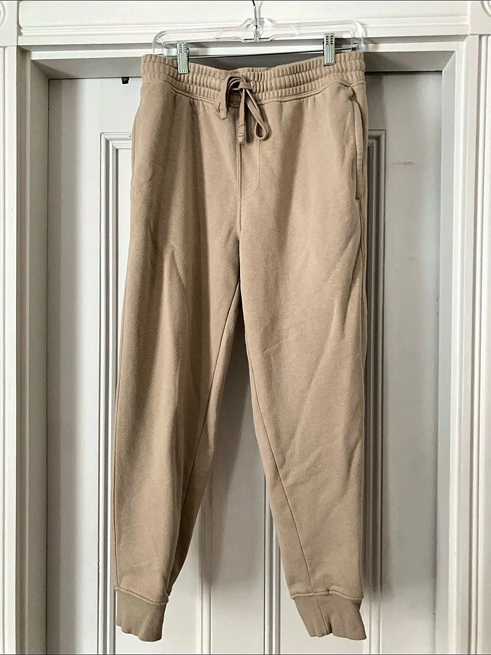 Old Navy Jogger Sweatpants in Brown Size Medium Like New